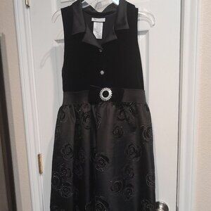 Beautiful Black formal size 14 dress